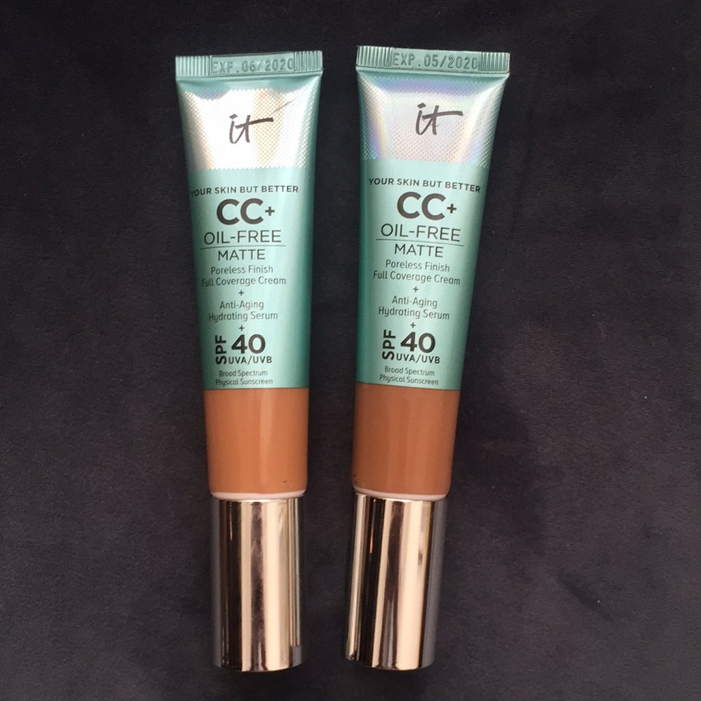 IT your skin but better CC+ Oil free matte cream